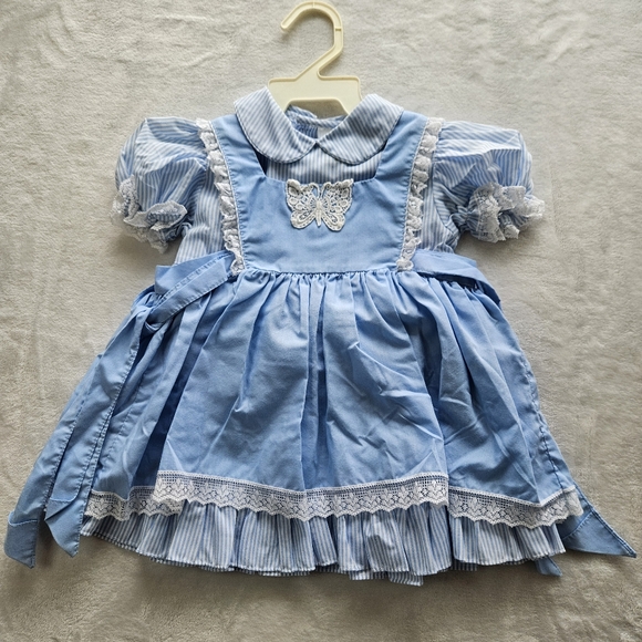 Fayette Other - Vintage Fayette 2T Smocked Butterdly Dress w/ Ruffles, Collared, Apron Style